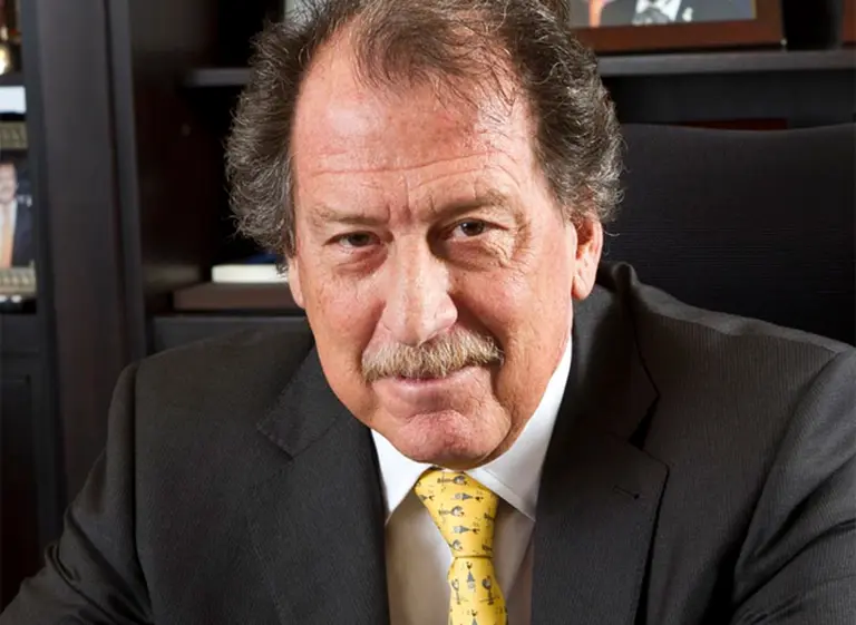 Jorge Brito dijo que disiente "en un 100%" con Prat Gay y vaticinó que el blanqueo será un éxito