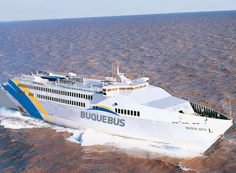 Buquebus: llega la nave que unirá Buenos Aires con Montevideo en 2 horas