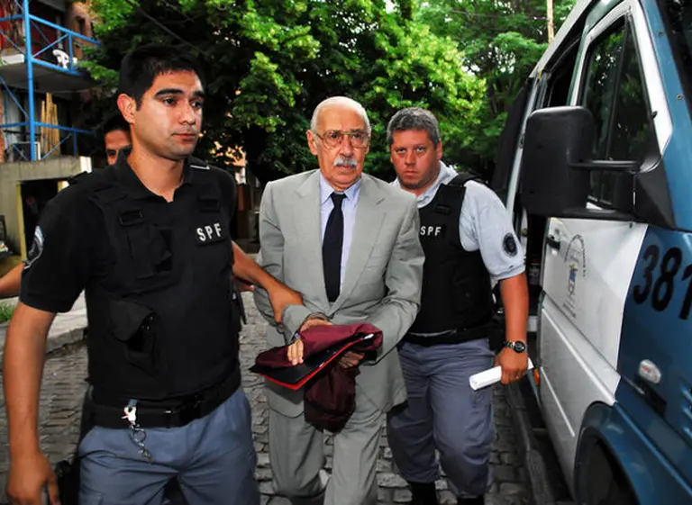 íšltima entrevista de Videla: llamó a militares a armarse y "combatir a Cristina Kirchner y sus secuaces"