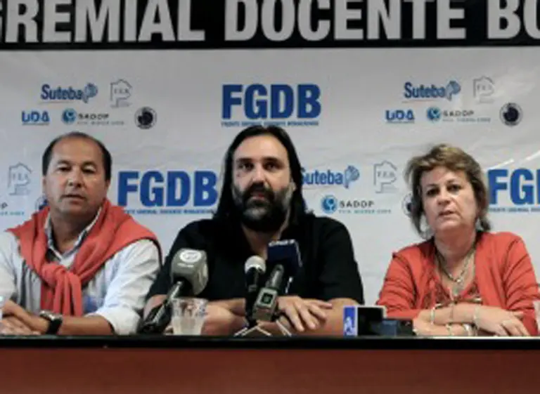 Los docentes bonaerenses definen qué dí­as realizarán el paro de 96 horas