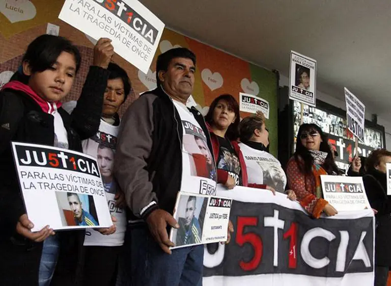Tragedia de Once: familiares reclamaron al Gobierno que asuma su responsabilidad