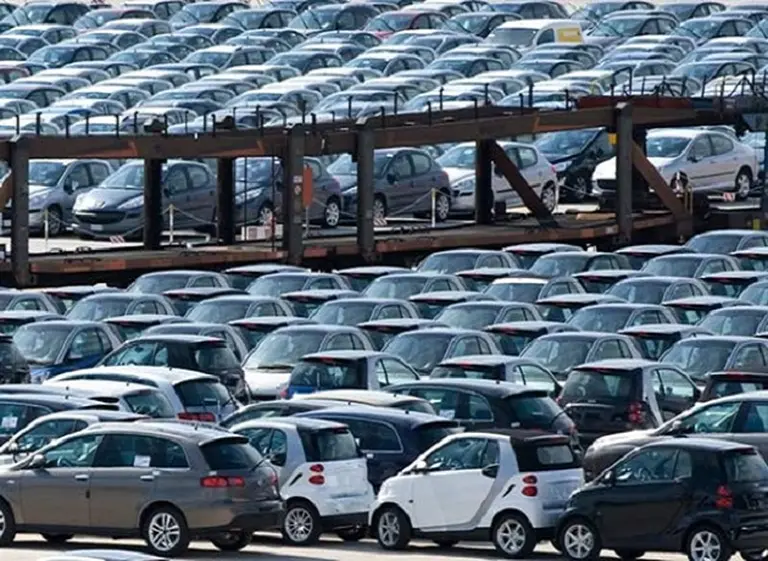Automotrices apoyan el libre comercio entre Estados Unidos y la Unión Europea