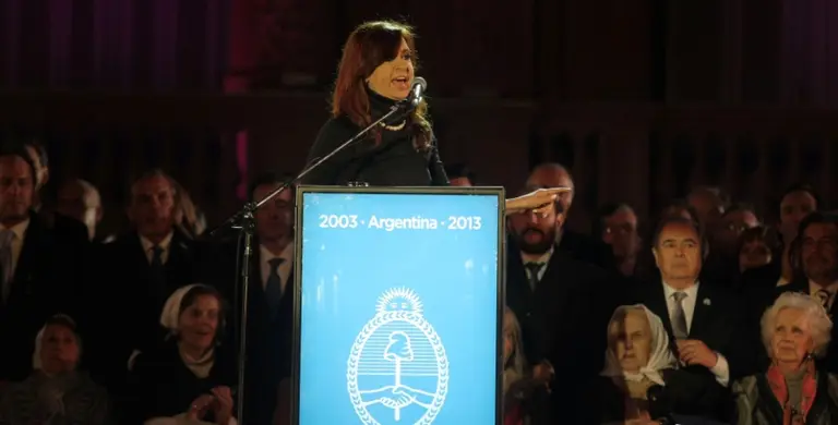 Cristina celebró la "década ganada" y aseguró: "Si no se organizan, van a venir por ustedes"