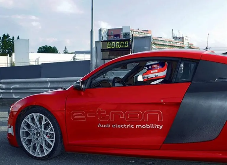 R8 e-tron, una "joyita" de Audi que sólo se podrá mirar