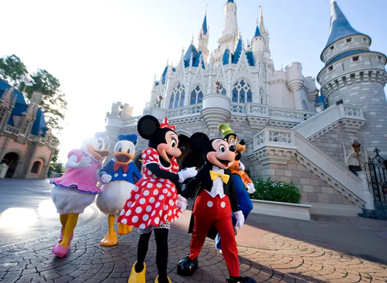 Ir a Disney ahora cuesta más caro: aumentaron los precios de los parques en EE.UU.