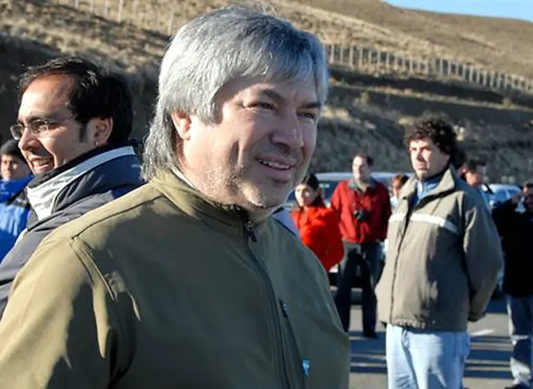 Lázaro Báez ahora estudia la venta de sus compañí­as a empresarios chinos