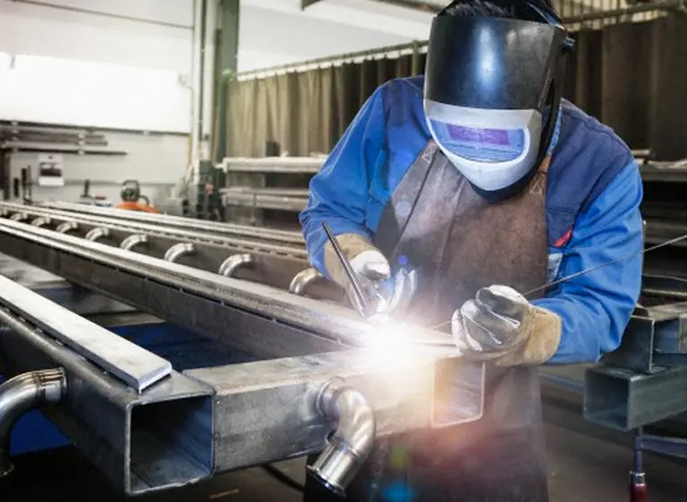 La caí­da de la actividad afectó al 75 por ciento de la industria