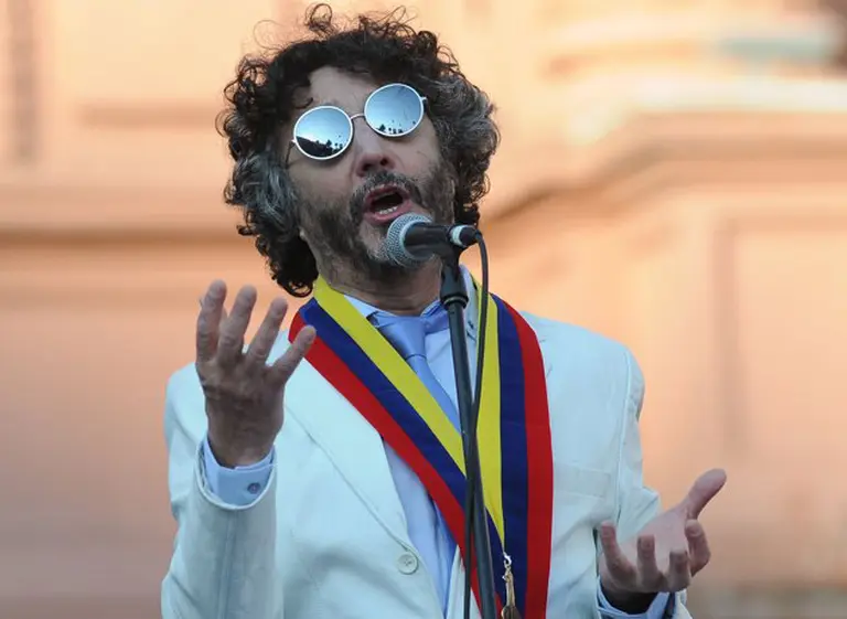 Fito Páez, sobre su canción a Julia Mengolini: "Qué quilombo se armó"