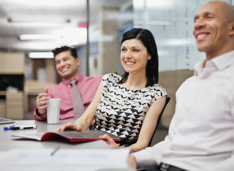 Salarios: cuáles son los beneficios que suman en la "cuenta emocional" del empleado