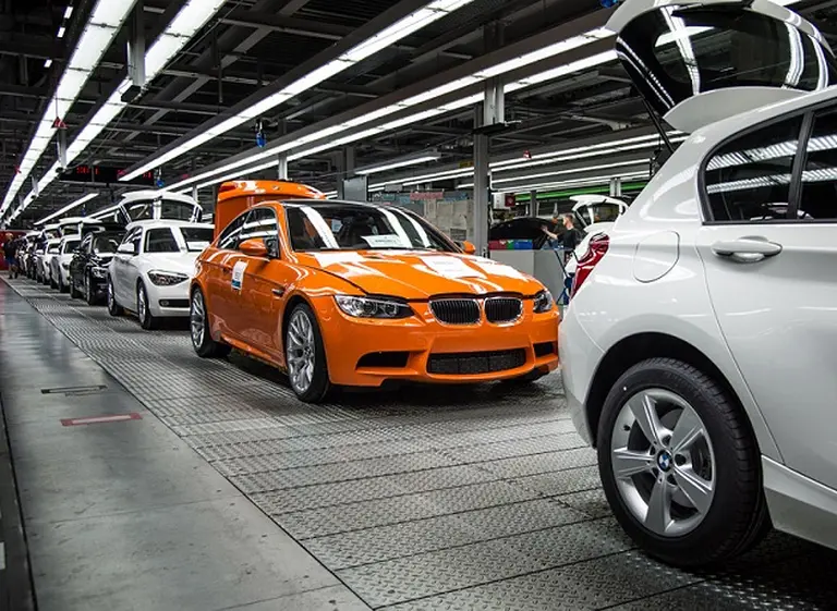 BMW fabrica el último M3 coupé y espera la llegada del sucesor, el nuevo M4