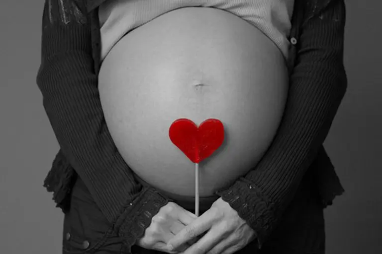 El Gobierno reglamentó la ley de fertilización asistida y ahora hay "bebés para todos y todas"