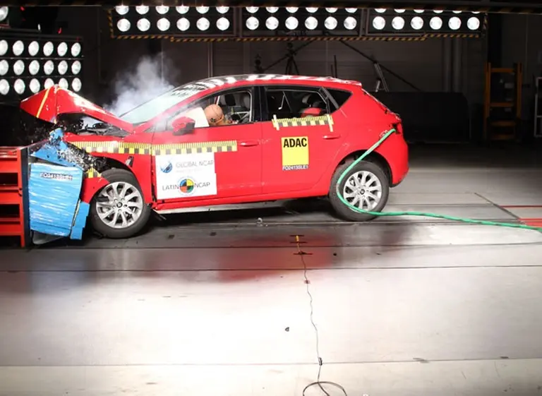 Dos modelos de autos fabricados en la Argentina, entre los menos seguros del mundo