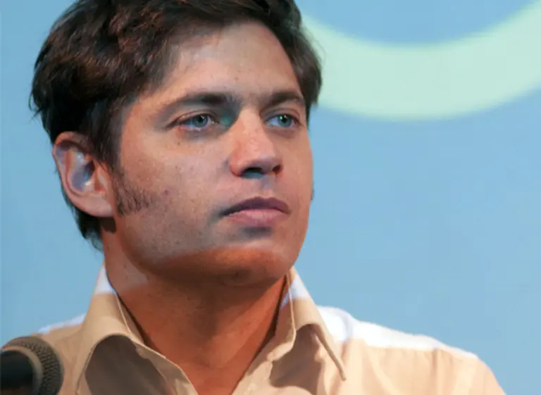 Kicillof acapara más poder: ahora se carga la dura tarea de monitorear el "dólar turista"