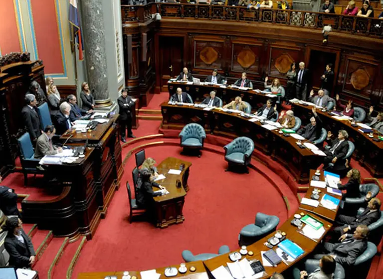 El Congreso de Uruguay debate la legalización de la marihuana