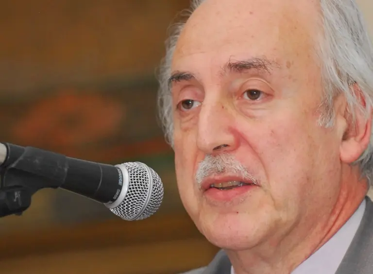 A los 71 años, murió el economista Eduardo Curia