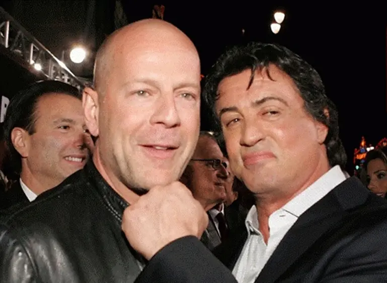 Pelea de pesos pesados: Sylvester Stallone reemplazó a Bruce Willis en un film por "perezoso"