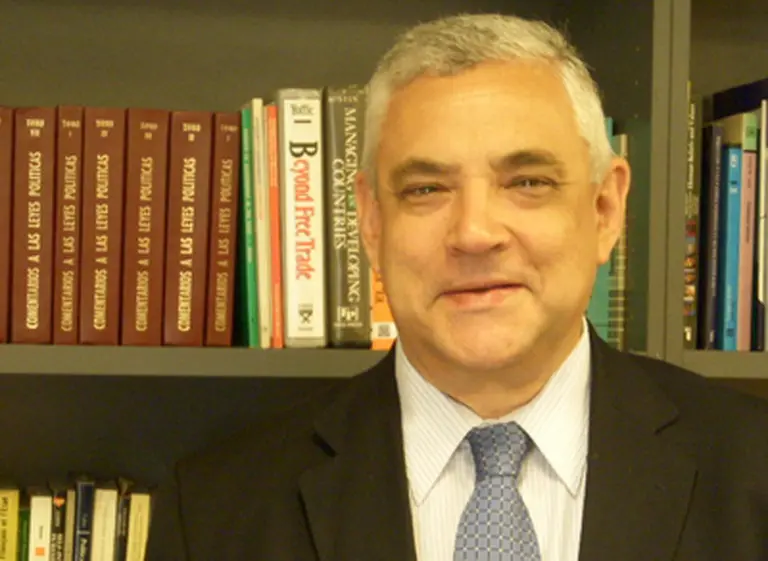 Zuleta Puceiro: "Veo una elección polarizada entre Macri y Daniel Scioli"