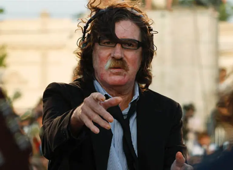 Charly Garcí­a quiere "darle consejos" al Papa, a quien considera "re buena onda"
