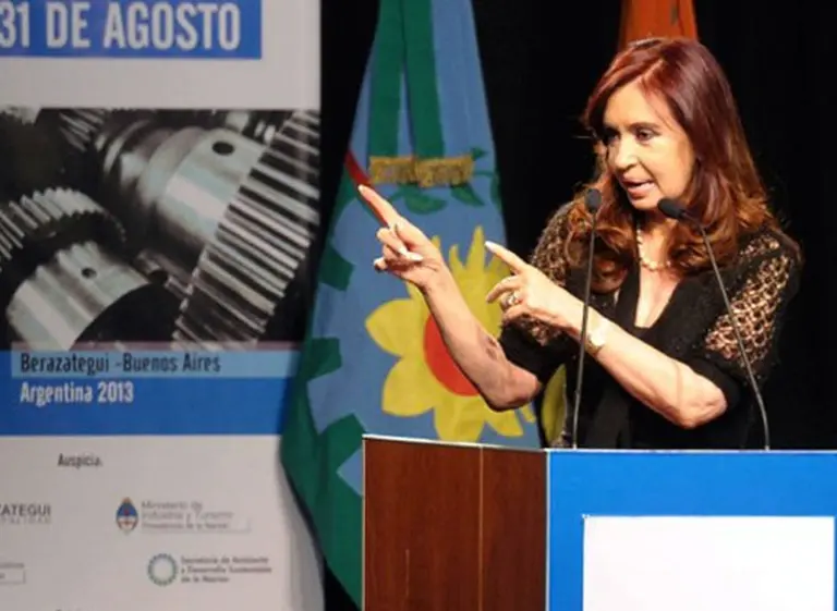 Cristina Kirchner: "Hay balas de tinta que intentan derrocar gobiernos populares"