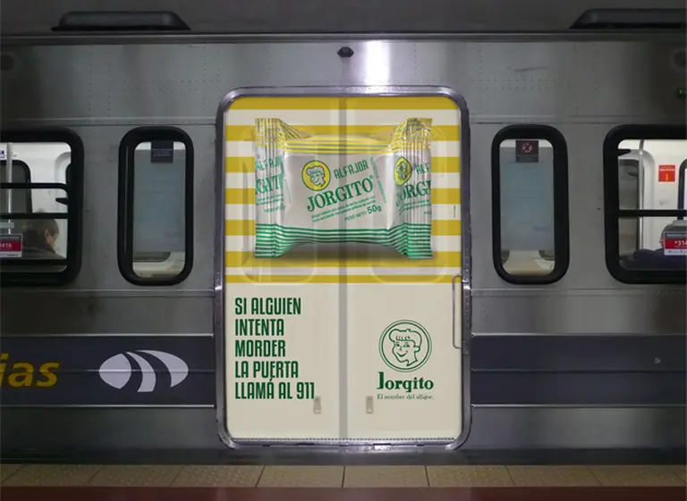 Jorgito invadió los subtes de Buenos Aires con una acción omnipresente