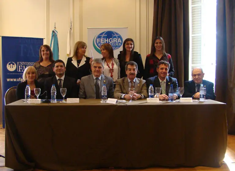 Se egresó una nueva camada de la diplomatura en Gestión Hotelera Gastronómica de FEHGRA