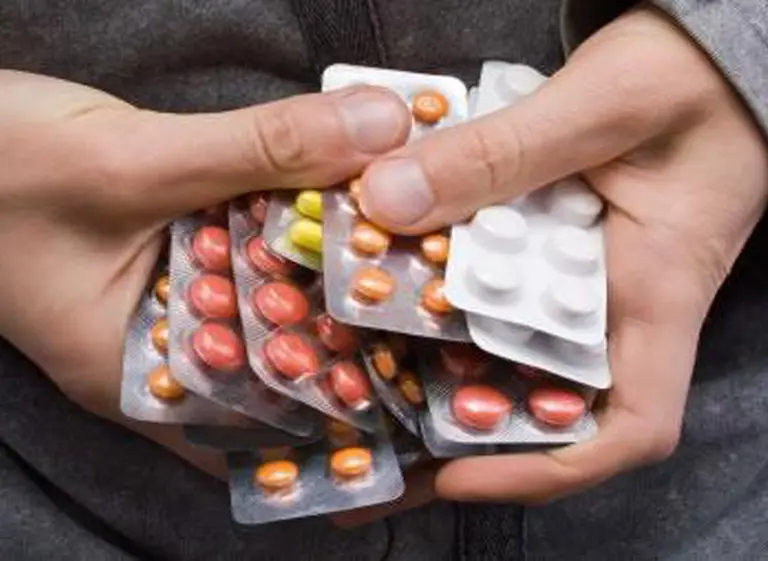 Prohí­ben la venta de un lote de Paracetamol y Diclofenac