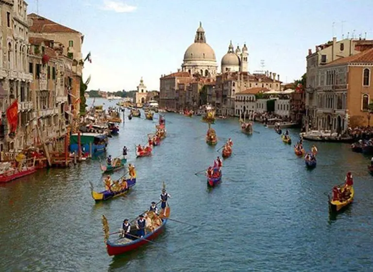 El Gran Canal de Venecia podrí­a cambiar su imagen tras un trágico accidente
