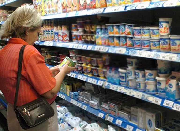 La inflación de febrero será alta y el Gobierno "ya se ataja" acusando subas injustificadas