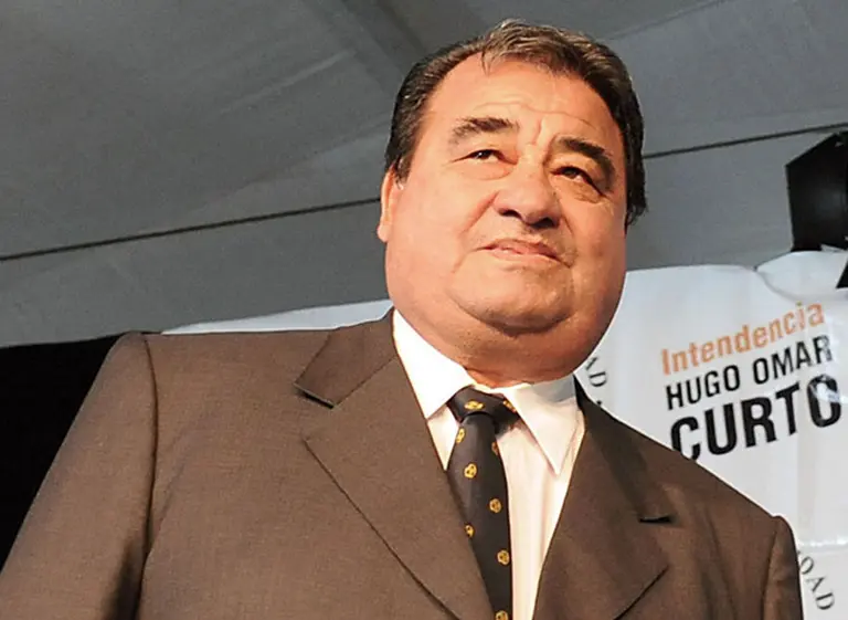 Curto: "Los travestis tienen una enfermedad, no es normal que un hombre sea una mujer"