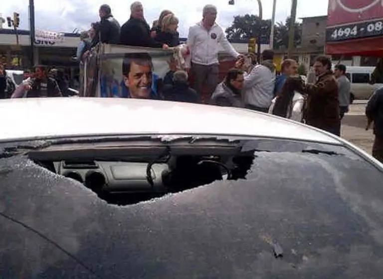 Candidata kirchnerista confesó que sus hijas y nietas fueron quienes agredieron a Massa