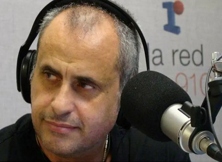 La catarsis de Rial en Twitter: el conductor sigue enojado por el cambio de horario en radio La Red