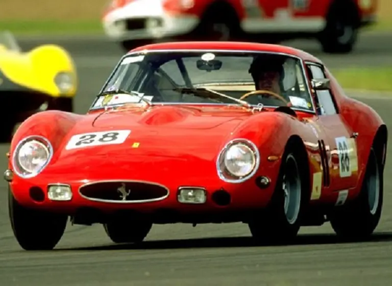 Pagan 38 millones de euros por un Ferrari 250 GTO, desde ahora el auto más caro de la historia