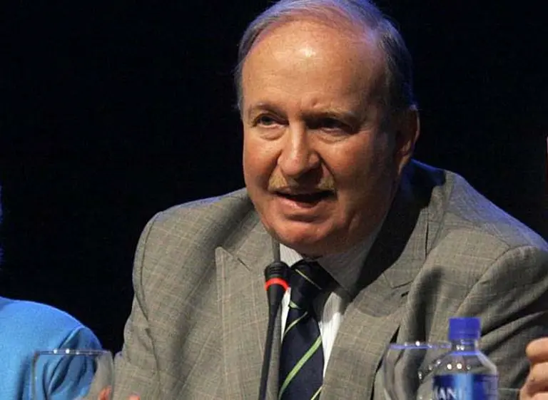 Sabsay insiste sobre el tí­tulo de Cristina: "Nunca firmó un escrito"