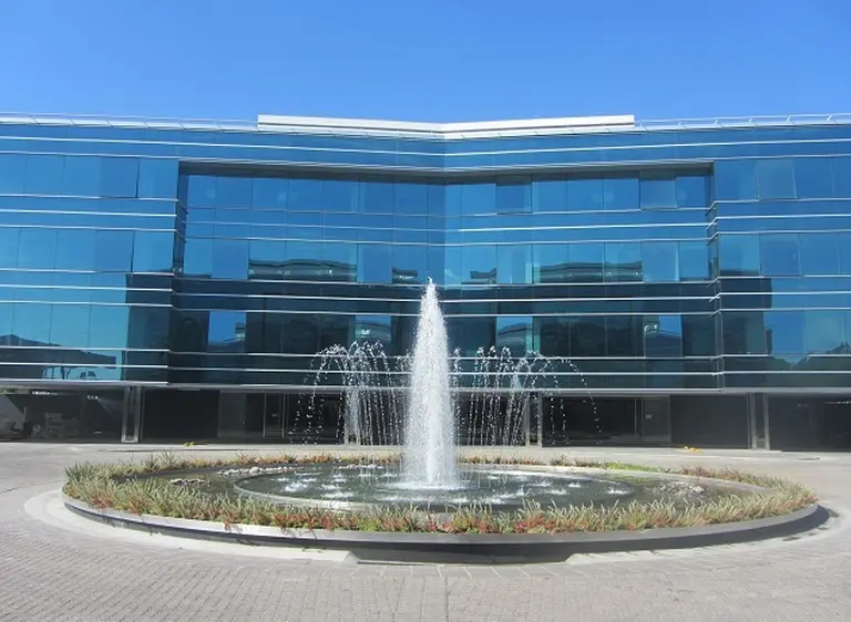 Oficinas: empresas adelantan pago de alquiler para evitar inflación y cambios del dólar