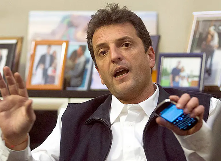 Massa negó haber pedido que se descolgara un cuadro de Kirchner en Mercedes