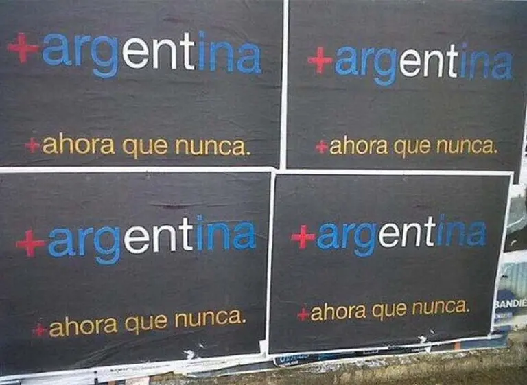 Aparecieron afiches que ya proyectan a Sergio Massa como candidato nacional