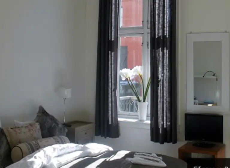 ¿Cómo encontrar hoteles baratos en las ciudades más caras del mundo?