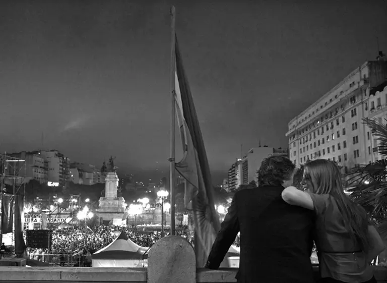 La foto de Amado Boudou y su novia, Agustina Kämpfer, en la marcha del Orgullo Gay