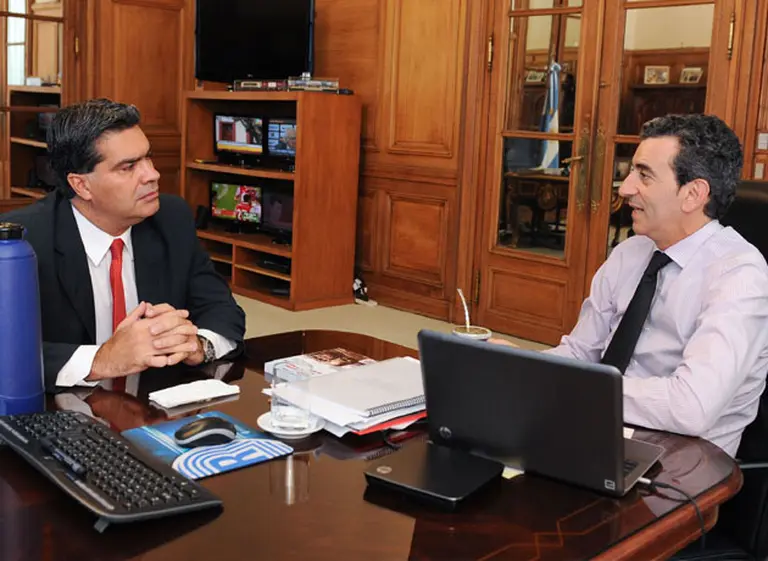 Randazzo se mostró con Capitanich en pleno debate por la renovación del PJ nacional