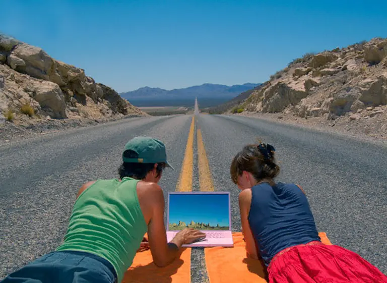 El turismo sale a la caza de pasajeros y huéspedes con nuevas apps y plataformas