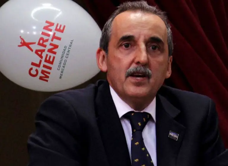 Moreno vuelve a ser investigado por el "cotillón" contra Clarí­n