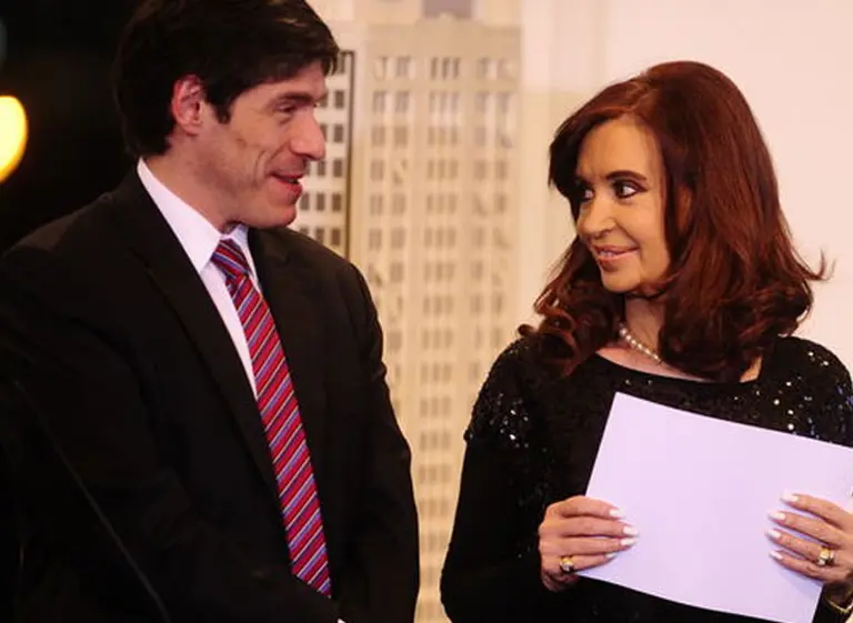 Premio consuelo para Abal Medina: Cristina le ofreció ser embajador en Chile