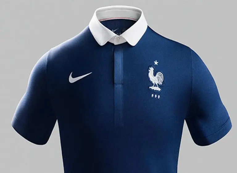 Retro, minimalista y elegante: ésta es la camiseta que Francia usará para el Mundial
