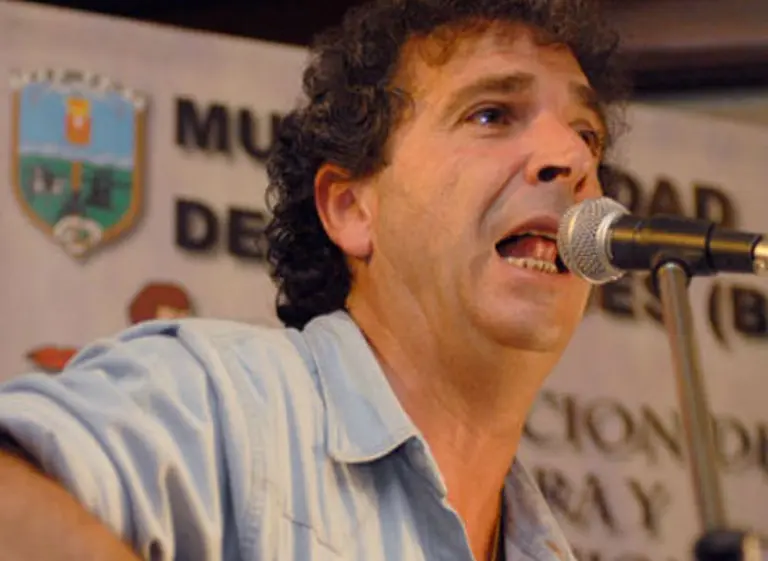 Para Ignacio Copani, el viaje de Insaurralde a Miami es "una afrenta al militante"