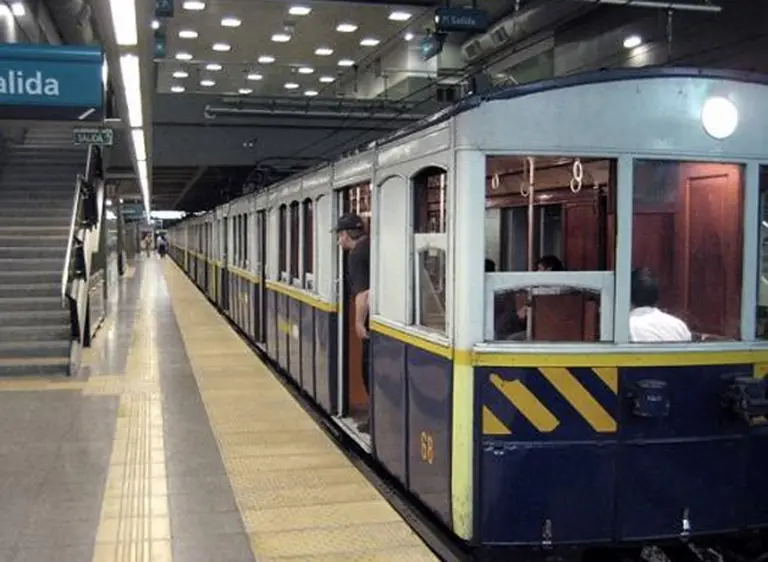 Para la Justicia, el gobierno porteño no protege los coches de la lí­nea "A"