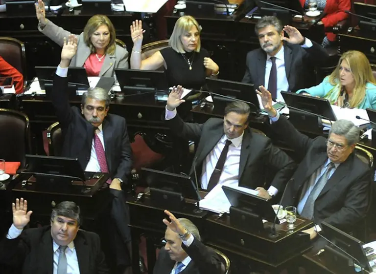 El Senado dio media sanción al nuevo Código Cí­vil y Comercial