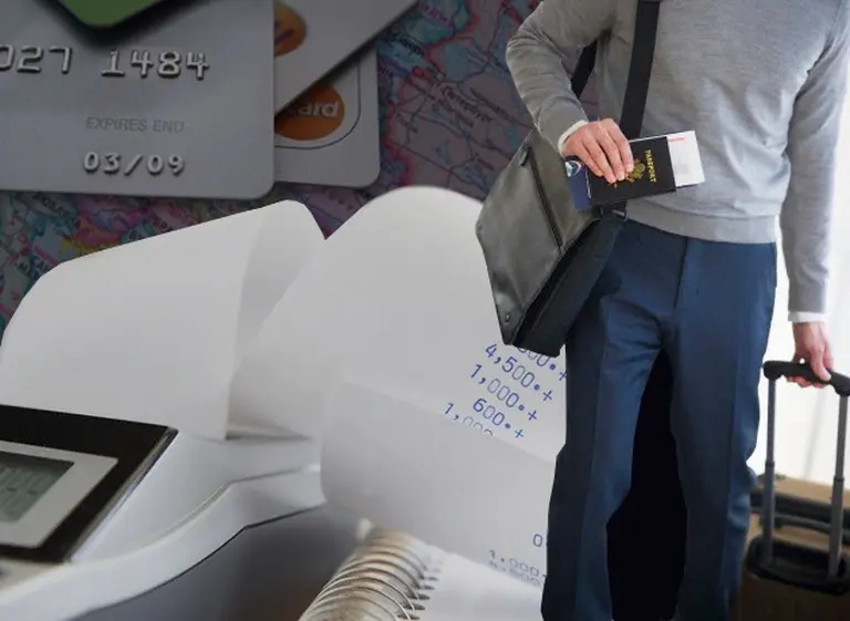 Ahora también exigen que los bebés tengan CUIL para viajar al exterior