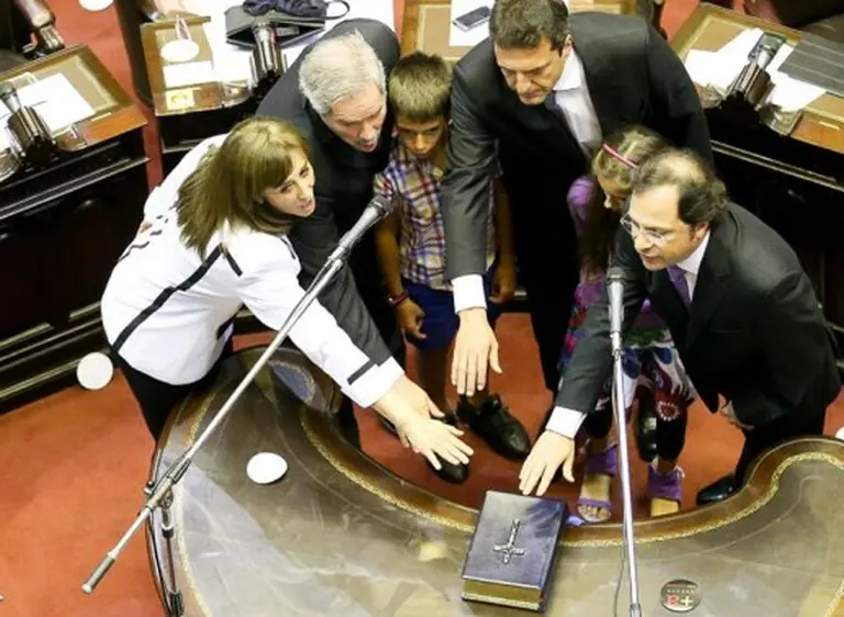 Prestaron juramento los 127 diputados electos por los argentinos en octubre