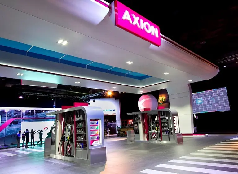 AXION energy presenta la nueva imagen que reemplazará a la red de estaciones de servicio ESSO