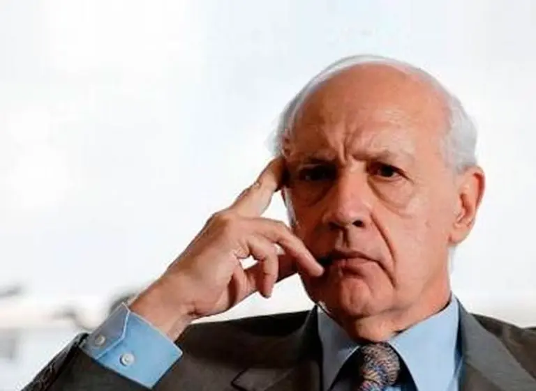 Para Lavagna, es preferible un acuerdo a través de los bancos privados